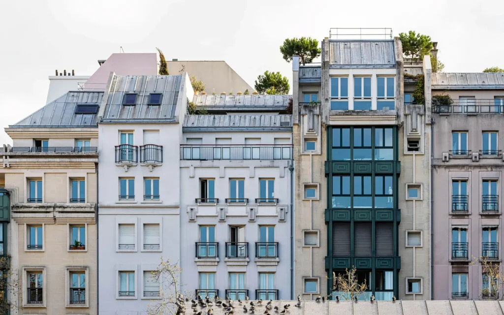 Immeubles modernes en France - diagnostic immobilier DPE obligatoire pour vente et location